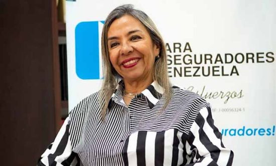 María del Carmen Bouffard, presidente de la Cámara de Aseguradores, destaca los nuevos cambios regulatorios en el sector asegurador